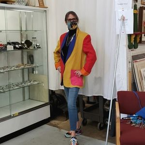 **SOLD** Vtge International Scene Mlt clrd Blazer